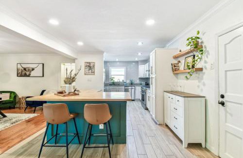 Tampa Group Retreat l Pool l Hot Tub l Outdoor Fun! - Foto 14