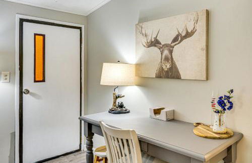 Hike, Fish and Ski Black Bear Cabin in Albany - Foto 11