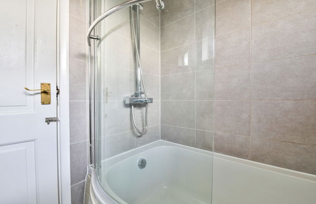 Spacious 3 Bedroom House in Barry - Foto 52