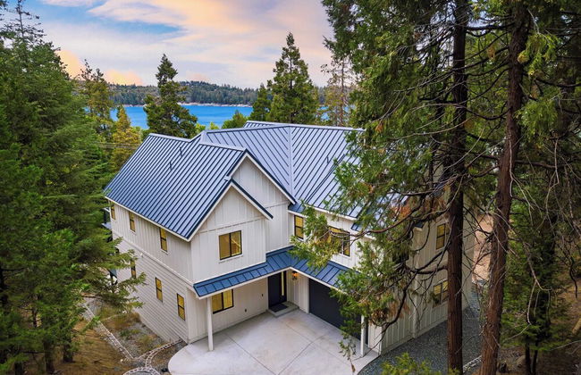 Luxury Retreat, 5mins to the Lake Game Room + Fire Pit Howlite by Avantstay - Foto 38