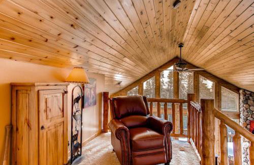 Serene Mountain Cabin Nestled Amongst the Pines - Alpenhaus - Foto 51