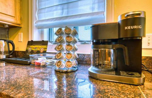 Patio Paradise Stylish 3BR Home with Gaming Room - Photo 9