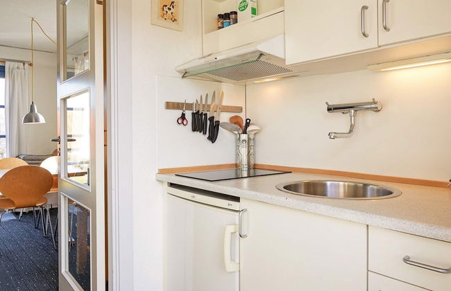 5 Person Holiday Home on a Holiday Park in Gudhjem - Foto 2