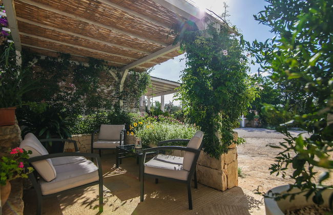 Trullo Madia with Shared Hot Tub in Nature - Foto 48