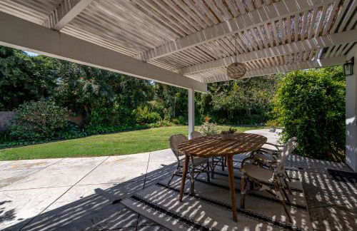 Newly remodeled home w pool & private back yard - Foto 4