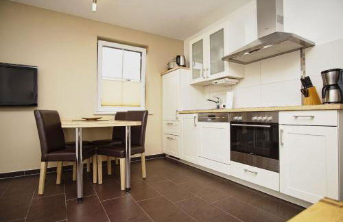 Schicke FeWo mit Terrasse, gratis Nutzung vom AHOI Erlebnisbad und Sauna in Sellin - Haus De niege Wech FeWo 02 - Foto 10