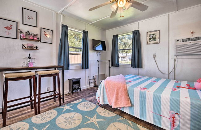 Flirty Flamingo' Studio: 1 Mi to Canyon Lake - Foto 27