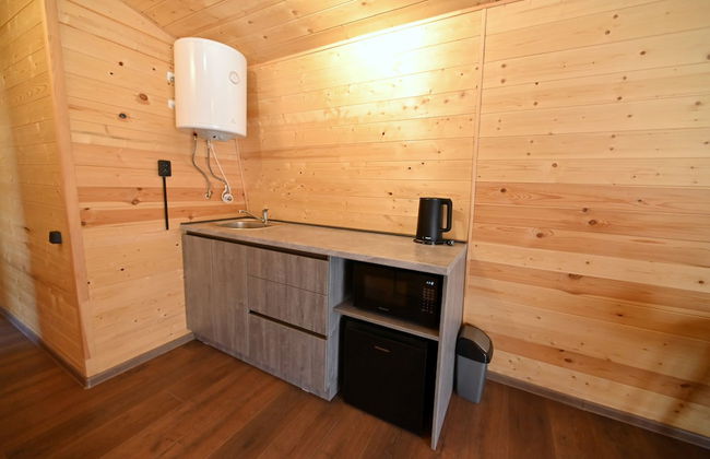 Hidden Garden Resort - Photo 10