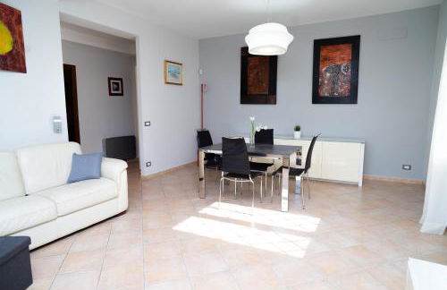 Moderna villa con piscina a due Passi dal Golf Club - Foto 19