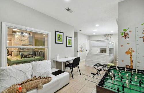 Red Royalty Pool, King Bed, Yard - Foto 39