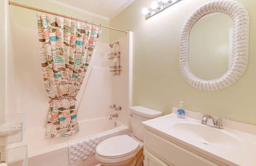 Private Beach and Pool Access Murrells Inlet Condo! - Foto 20