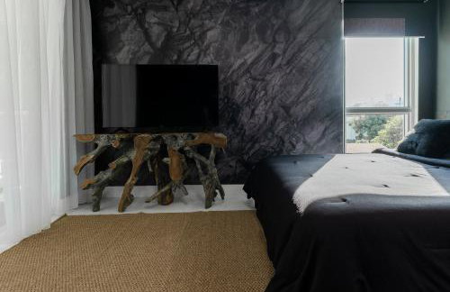 MIAMI WOOD APART HOTEL NEW 2025 - PRIVATE TERRACE - Parking - Beach 5 min - Foto 49