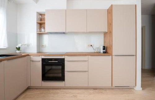 Apartman Kona - Modern Comfort With 2 Parking Spaces - Foto 39