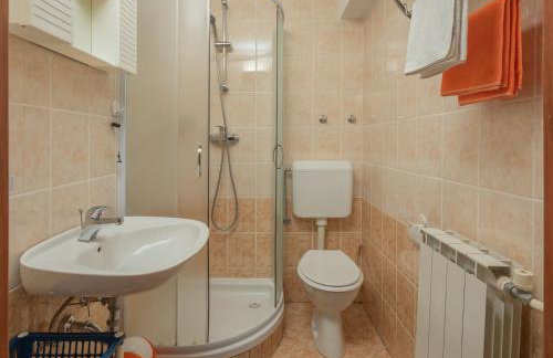 Apartment Jukić-1 by Interhome - Foto 5