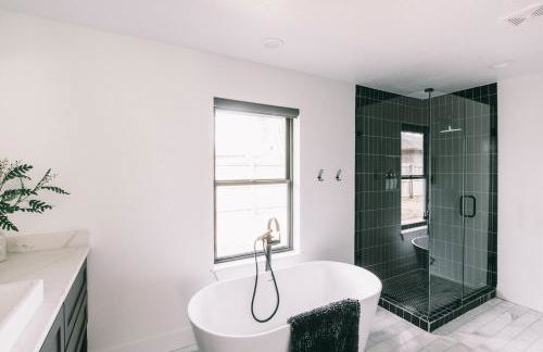 Aubrey Downtown Charmer - Smart TVs in every room! - Foto 29