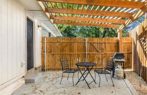 2bd 1bth Newly Renovated Home near Cowboys Stadium etc - Foto 1