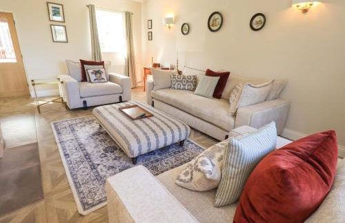 Yew Tree Cottage - Photo 6