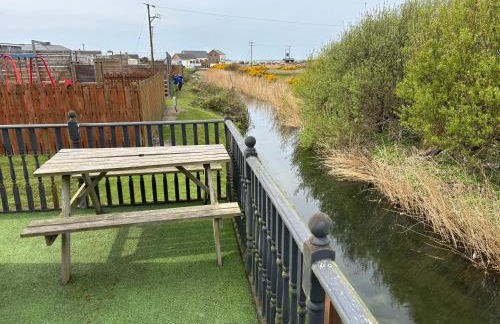 The Beach Hideaway Pet Friendly 2 Bedroom Static Caravan Clarach Bay - Foto 5