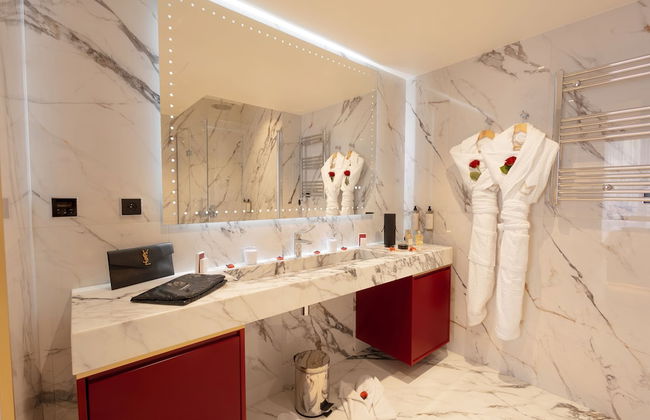 Mode Paris Aparthotel - Photo 25