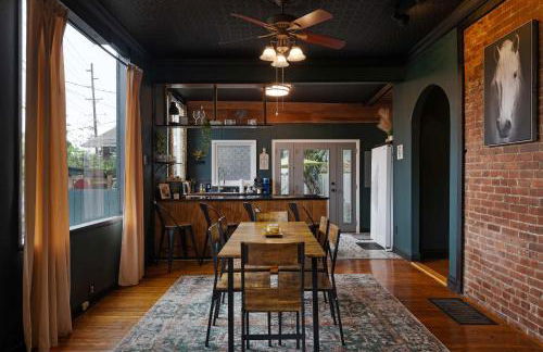 Retreat on Bardstown Road - Yard - Walk to Shops - Foto 4