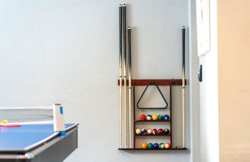 Pool Hot Tub Massage Chair Free EV Charger 5 Mins to Beaches! - Foto 48