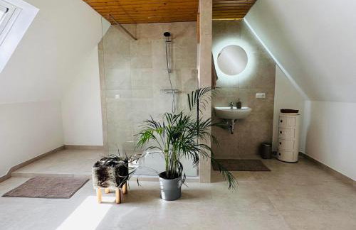 Sehr gut ausgestattetes Einfamilienhaus - Foto 22