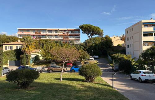 Charmant apt calme - proche plage et aéroport - climatisé - parking privé gratuit - Foto 49