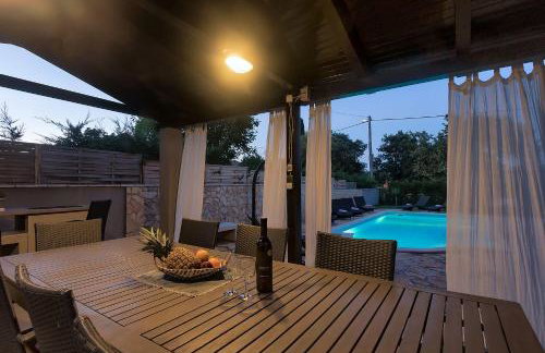 Haustierfreundliche Villa mit Privatpool, Panoramablick und freien Eintritt ins Ferienresort Lanterna - Foto 4