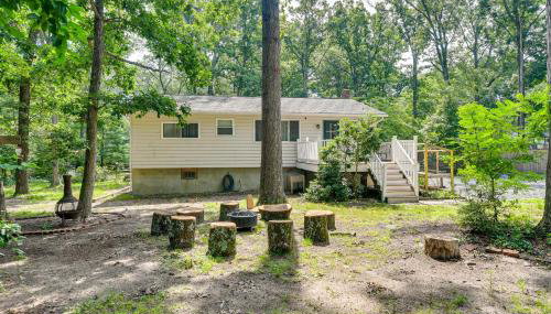 Pasadena Hideaway with Game Room and Fire Pit! - Foto 1