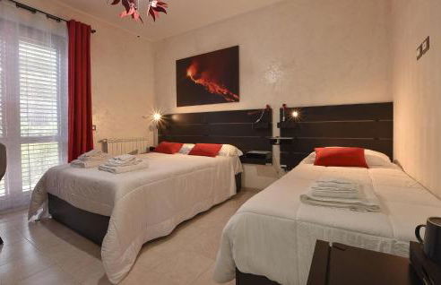 Nice Home In Sant'alfio With Sauna - Foto 33