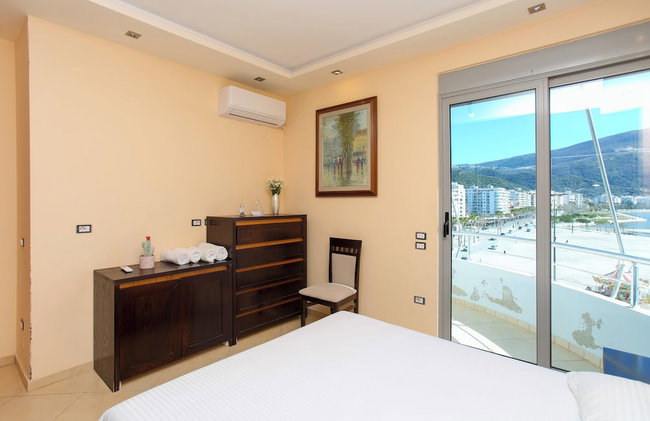 Holiday 2-bed Apartment Seaview - Foto 9
