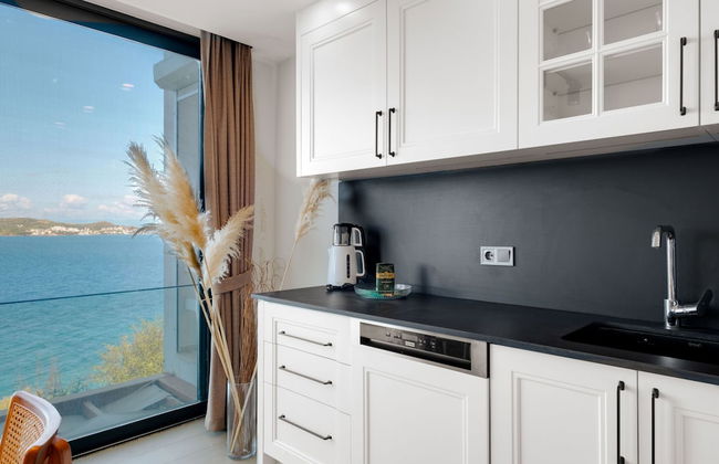 Luxury Waterfront House 9 min to Yalikavak Marina - Foto 19