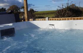Ruth's Refresh Shropshire Country Retreat with Private Hot Tub & Stunning Views - Foto 14