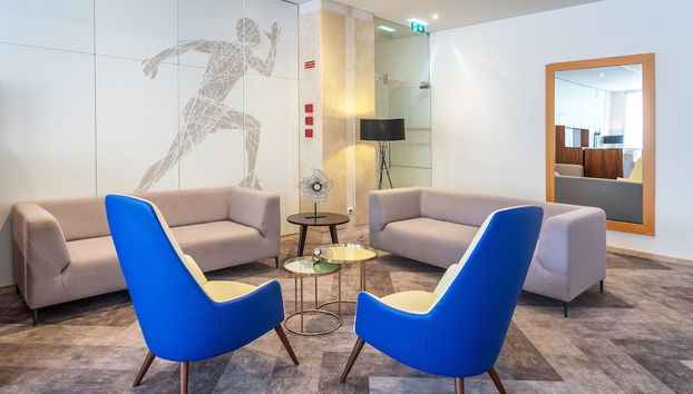 Coin salon dans le hall