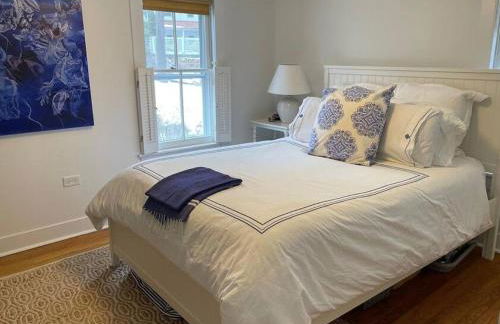 Stylish Victorian Beach House on pond - Foto 11