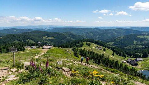 FeWo Auszeit am Lift I Direkt an der Skipiste I Whirlpool-Wanne I Tiefgaragenstellplatz I 2min zum Wanderweg - Foto 5