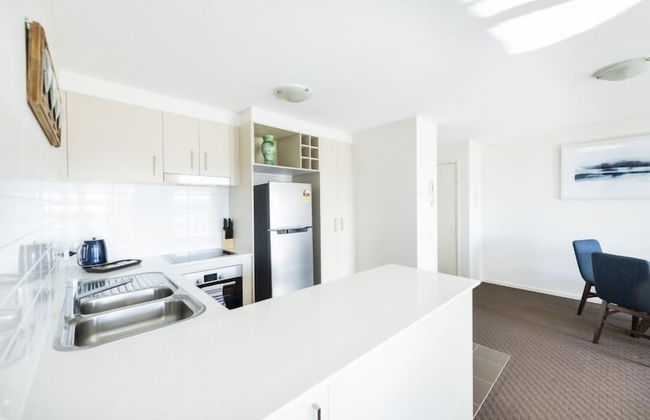 Accommodate Canberra - Century - Photo 4