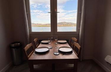 Stylish Coastal Apartment with Breathtaking views - Foto 5