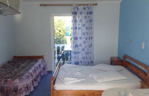 Dina Studios - Photo 5