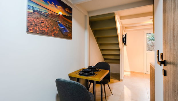 Uncover Kalamata s Hidden Gem - Cosy City Nest - Foto 5, Camera