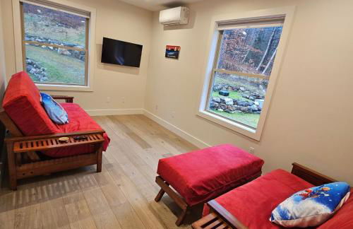 Powder Run - Modern 3BR Basecamp with Hot Tub, AC, EV Charger & Flat Parking - Foto 20