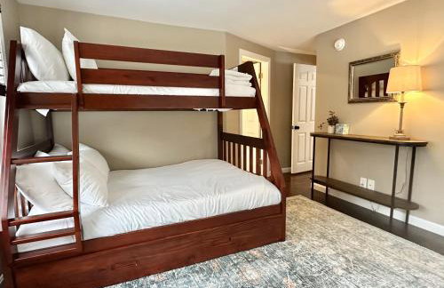 2BR Condo Downtown SWH w/ Ocean Views [Driftwood] - Foto 21