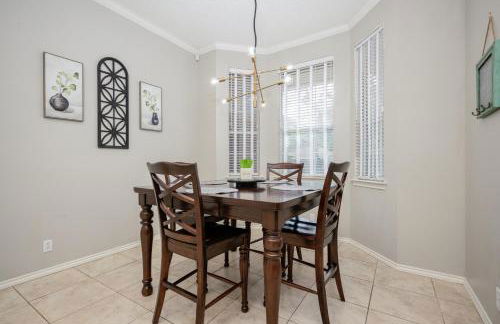 Spacious Brick House 3BR 2BA A+ - Foto 36