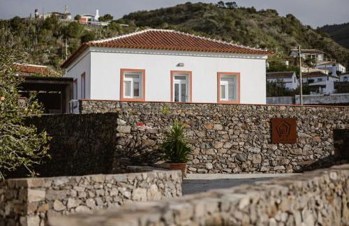 AZORINSITU - Casas da Ribeira - Foto 1