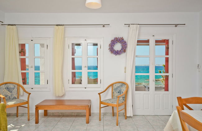 Ydreos Studios & Apartments - Photo 24