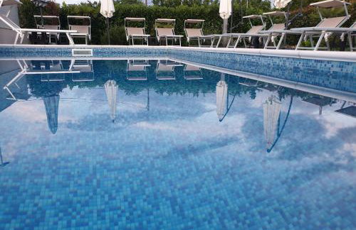 Apartments Lea with pool - Photo 24