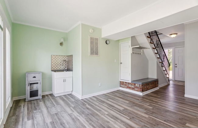 Beach Break Getaway in Virginia Beach - Photo 13