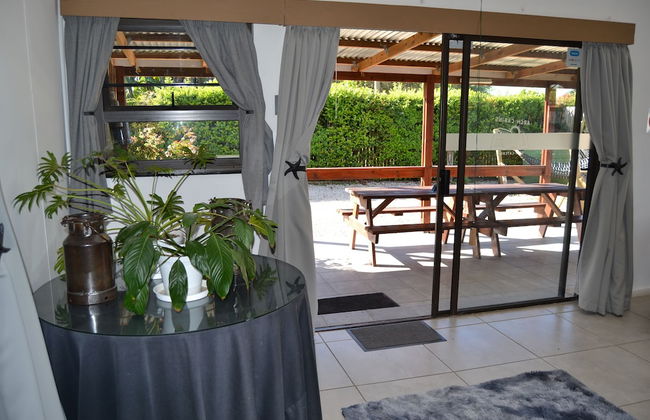 Arch Cabins Self Catering - Photo 1