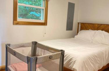 14 Guest 7 Bed 4 BR Lakefront Cabin w Hot Tub - Foto 44