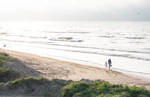 Crystal Beach Beachfront, Heated Pool, Sleeps 10 - Foto 4